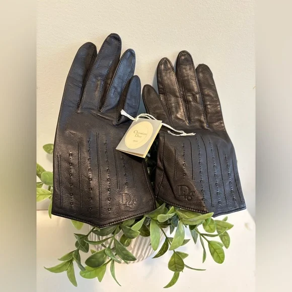 Dior Leather Gloves Timeless Style EUC - Picture 2 of 7